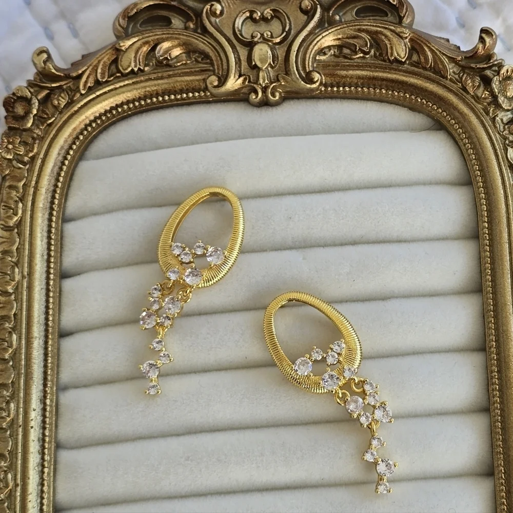 Gold Oval CZ Drop Earrings | Modern Vintage Glam ✨️